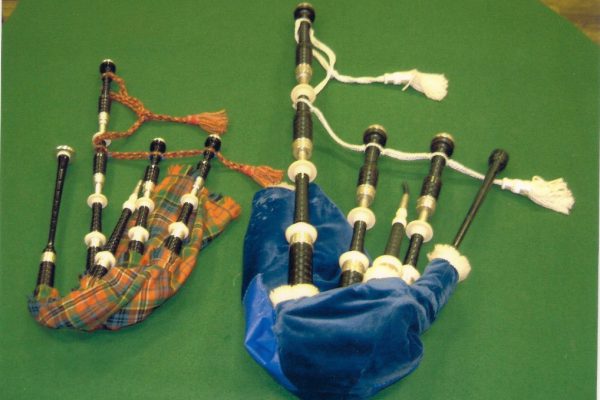 Scottisch Highland Bag Pipe and Small Pipe - Keith Walker