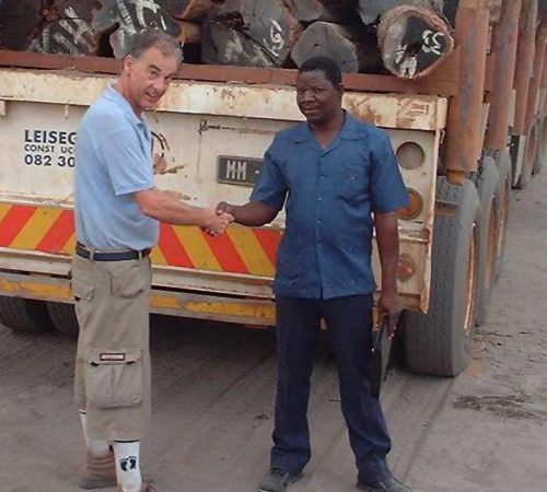 Combo-pack-big-approximately-slider Les clients de Philippe Amando