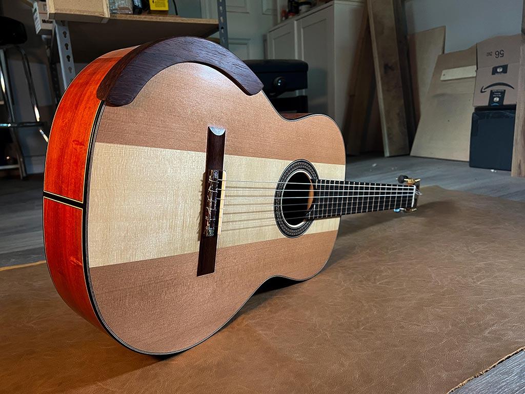 guitar made by Evan Kingma